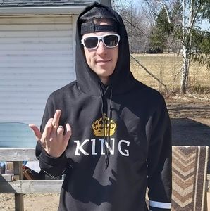 Meet your Posher, Robin